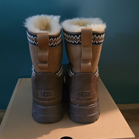 UGG Classic Mini Trailblazer Boots - Brown - Picture 4 of 7